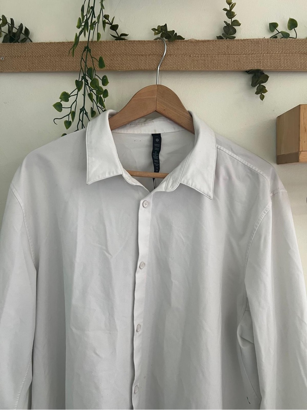 lululemon athletica White Men’s Button-Down Dress Shirt